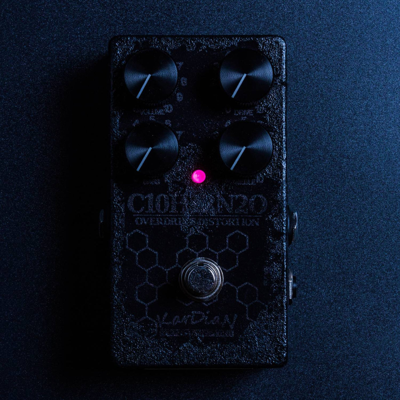 serotoblack4_1400x.jpg?v= 